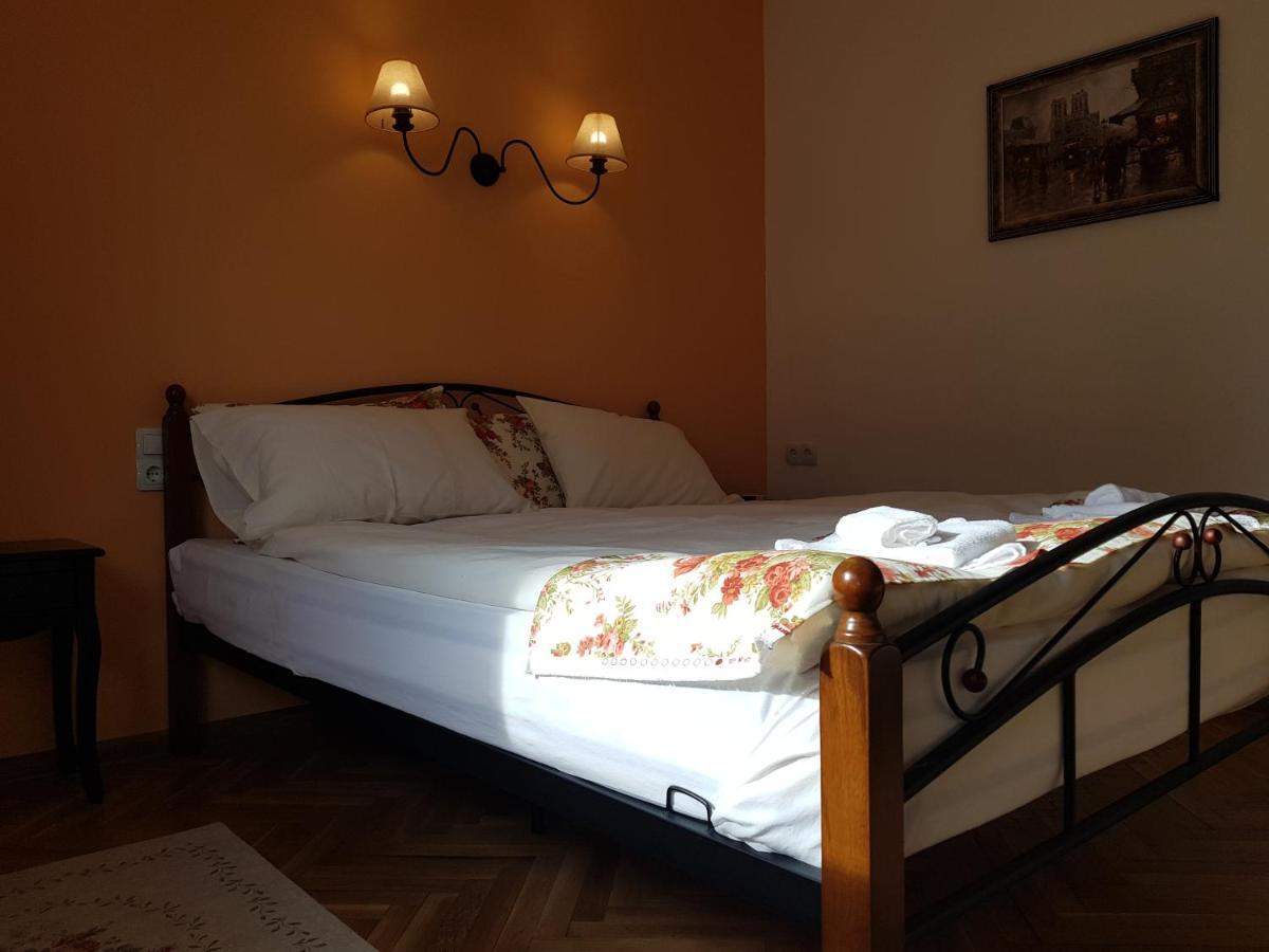 Casa Vivaldi Hotel Velingrad Bagian luar foto