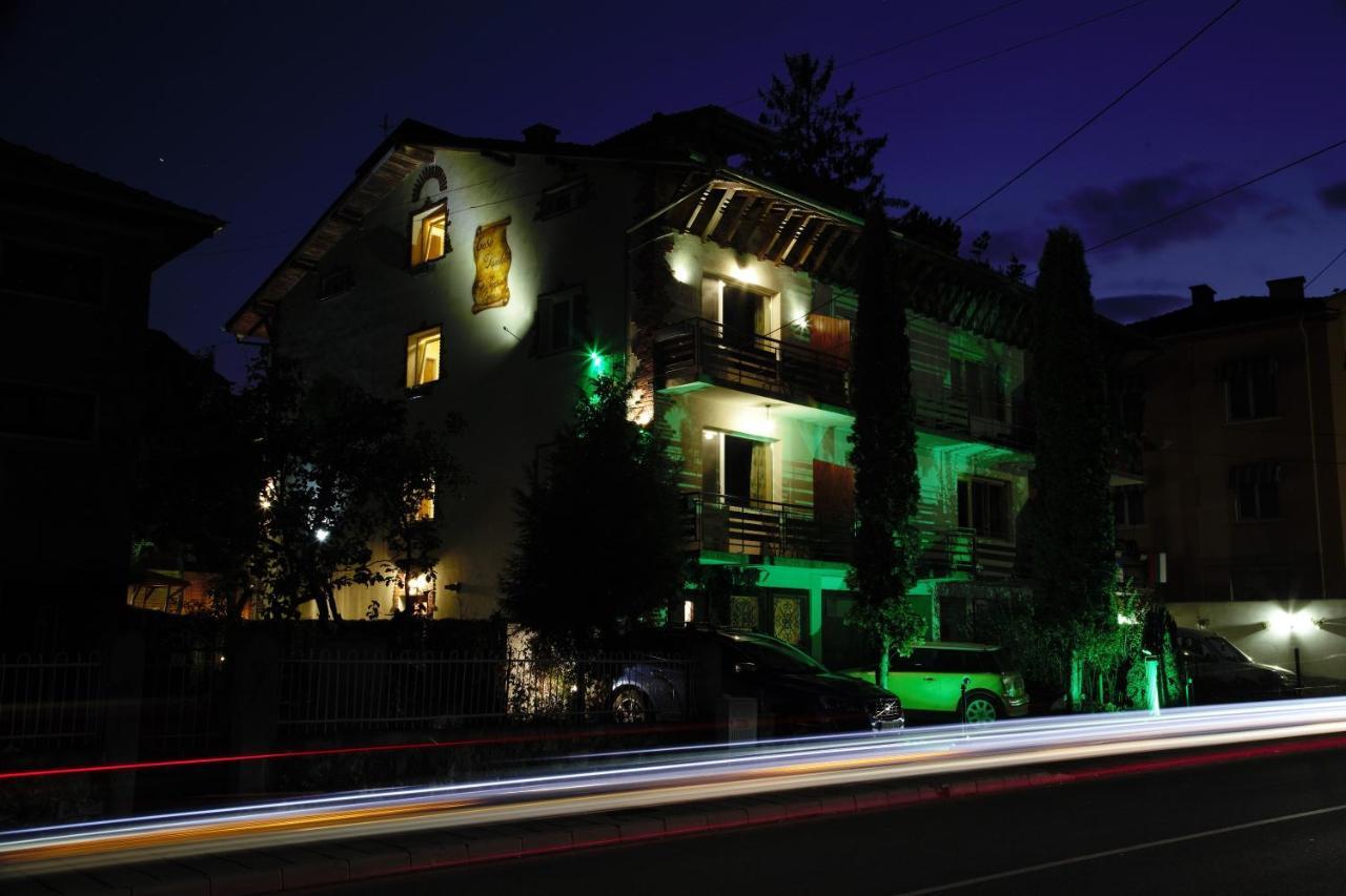 Casa Vivaldi Hotel Velingrad Bagian luar foto